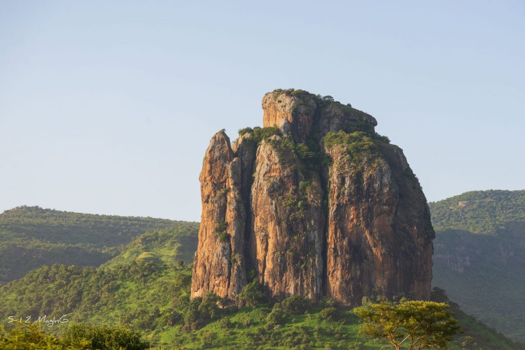 Portrait, Event, Adventure, Photography, 5-12 iMagInG, #512iMagInG, 512imaging, rocks